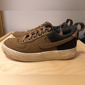 Nike Airforce 1 x Carhatt  4Y